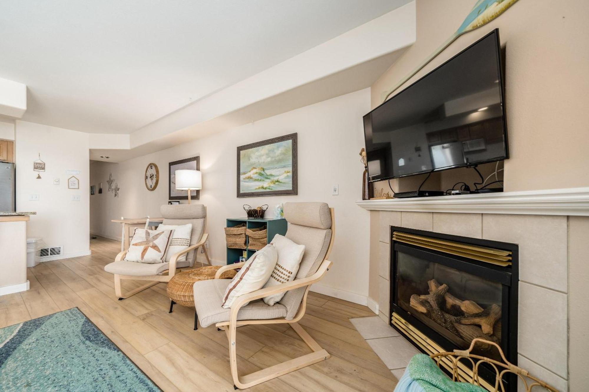 Waters Edge 103 Apartment Lincoln City Exterior photo